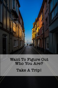 Text Added Road to sea by Gerard Moonen - unsplash